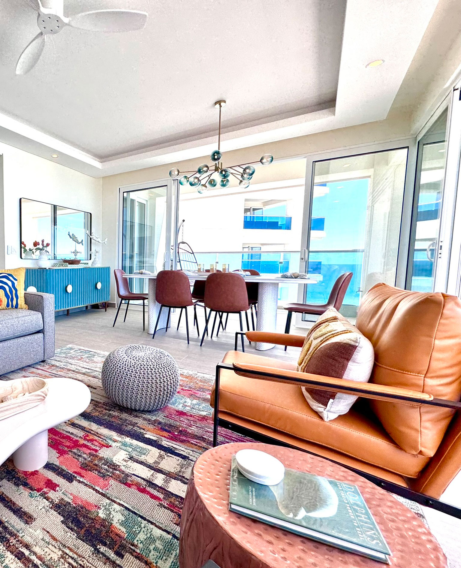 encantama-VERT-livingroom1b
