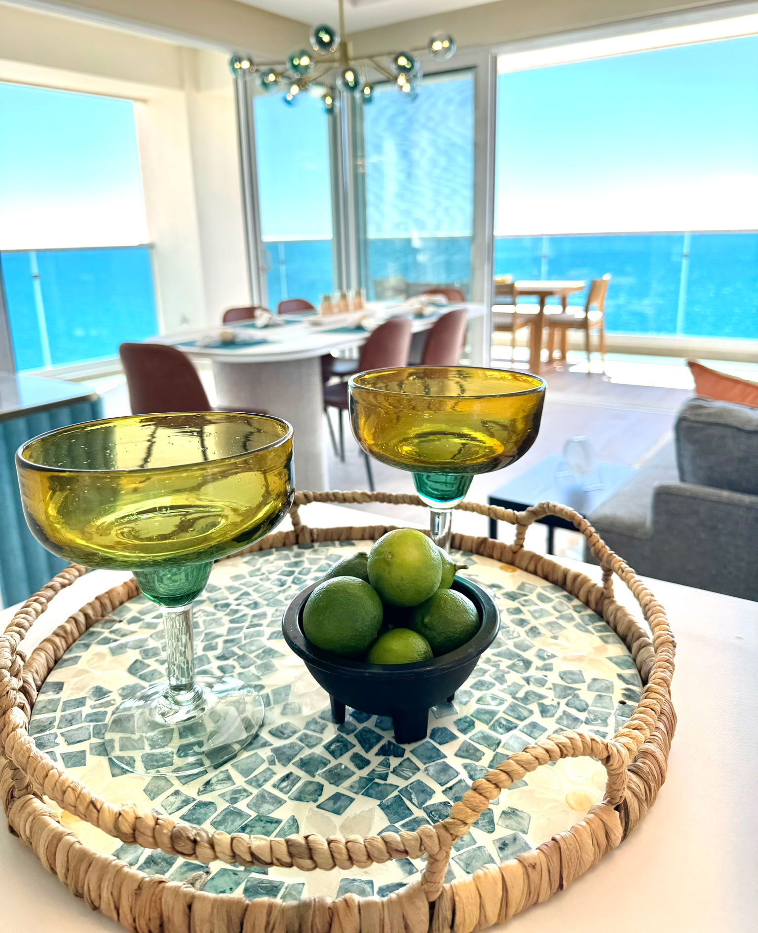 encantama-VERT-livingspace